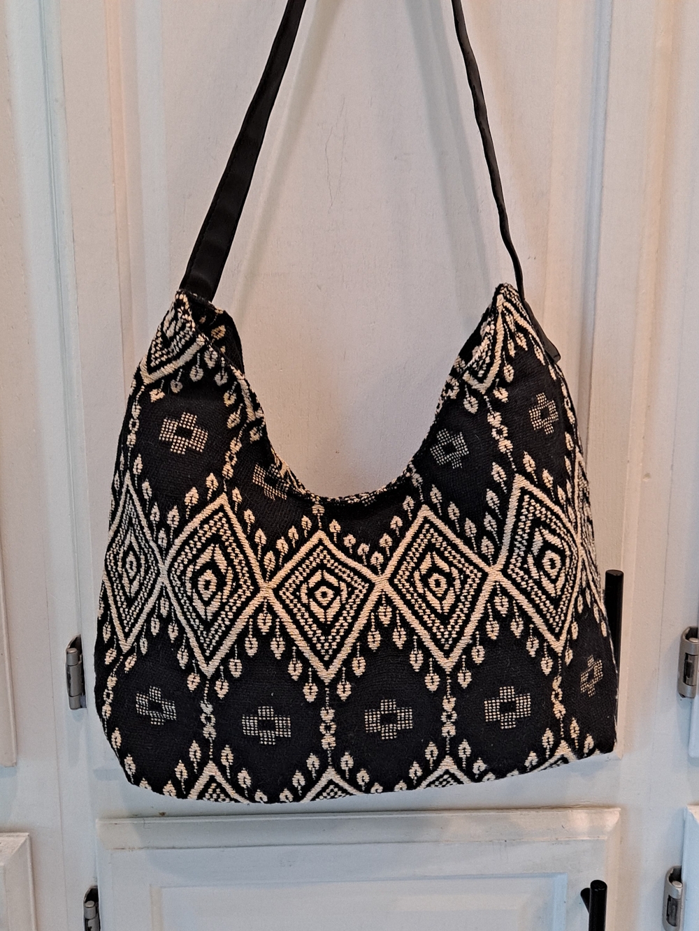 Canyon Sky Black Cream Southwest Patterned Handwoven Slouchy Hobo Shoulder Bag